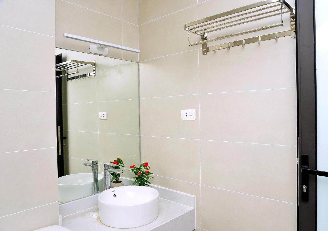 Blue Home Serviced Apartment Hanoi Buitenkant foto